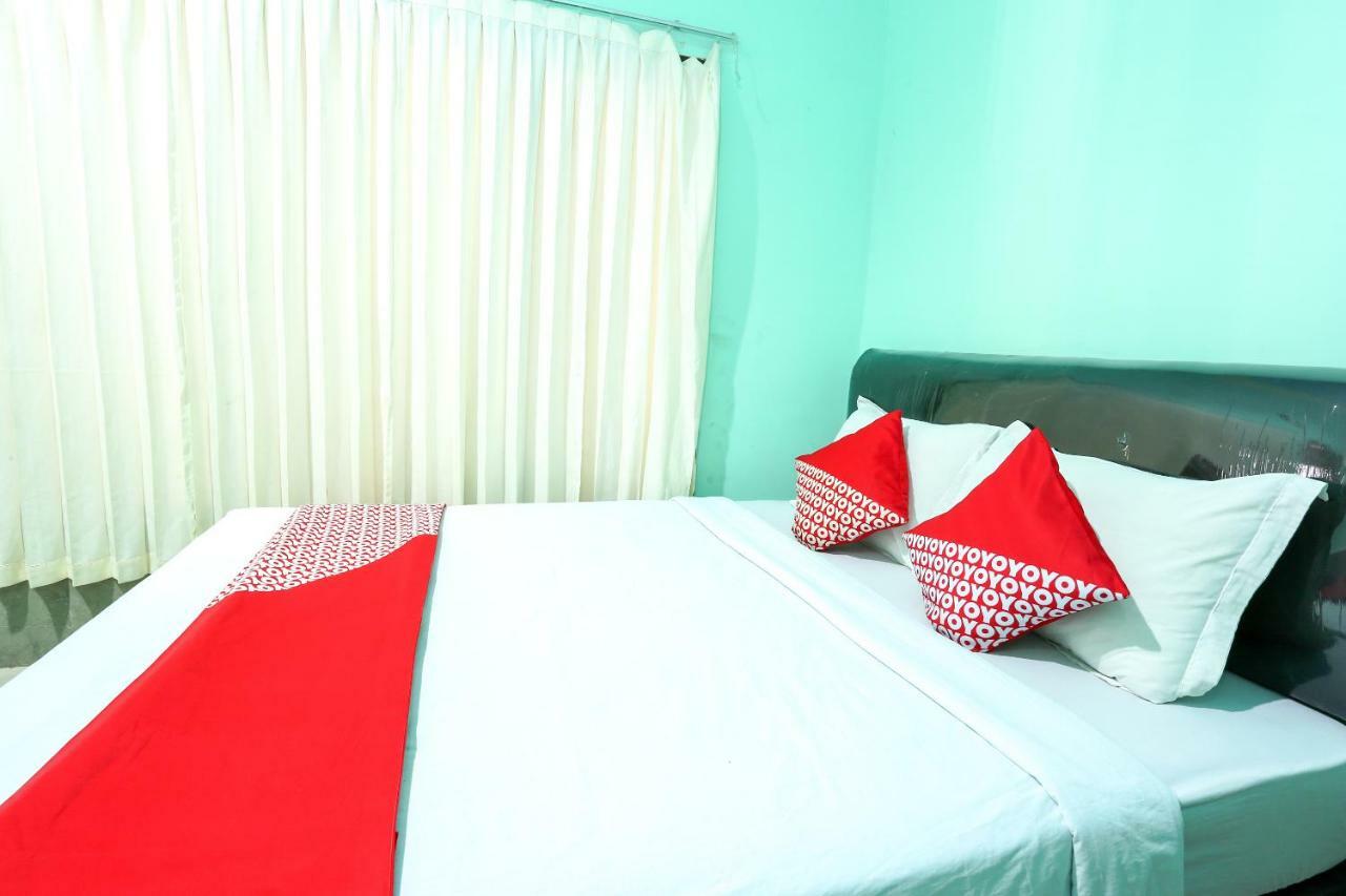 Oyo 1322 Mentari Homestay Gili Trawangan Exterior photo